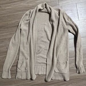 ☀️2/$22☀️ Old Navy Taupe Cardigan